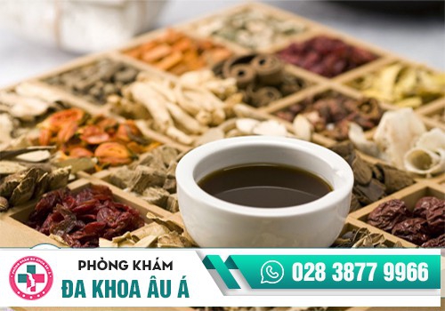 Điều trị bệnh trĩ sau sinh bằng Đông y